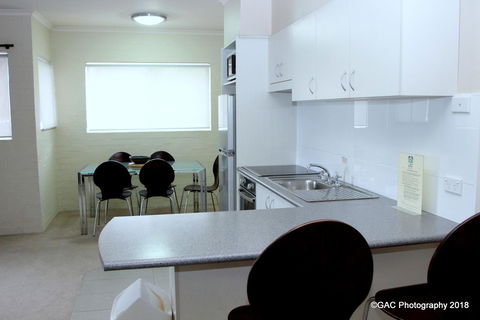 Mollymook Cove Apartments - Accommodation Sunshine Coast 24