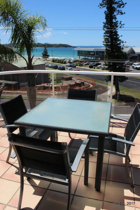 Mollymook Cove Apartments - Accommodation Sunshine Coast 5