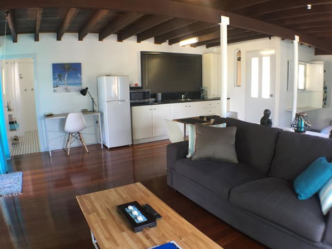 High Tide At Emerald - Accommodation Sunshine Coast 4