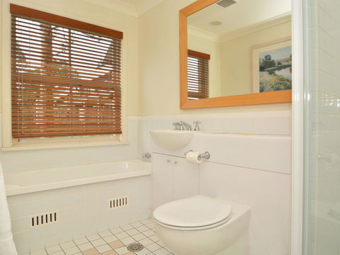 Villa Executive 2br Cypress DS Located Within Cypress Lakes Resort - Accommodation Sunshine Coast 12