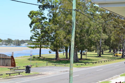 Sundial Holiday Units - Accommodation Sunshine Coast 5
