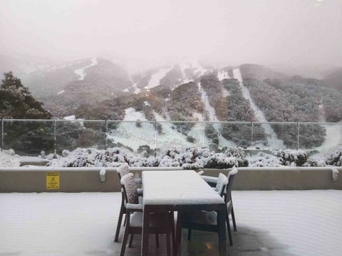Lantern 1 Bedroom Balcony With Panoramic View - Accommodation Sunshine Coast 4