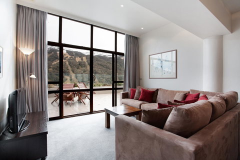 Lantern 1 Bedroom Balcony With Panoramic View - Accommodation Sunshine Coast 7