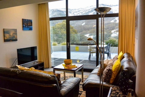 Lantern 1 Bedroom Balcony With Panoramic View - Accommodation Sunshine Coast 5