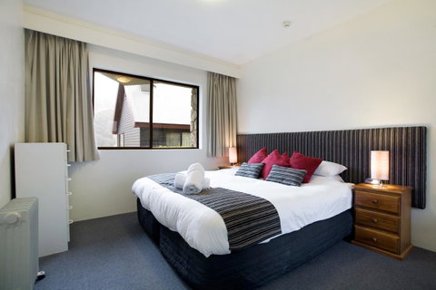 Lantern 1 Bedroom Balcony With Panoramic View - Accommodation Sunshine Coast 28