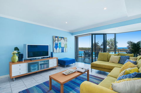 On The Beach Getaway - Accommodation Sunshine Coast 1
