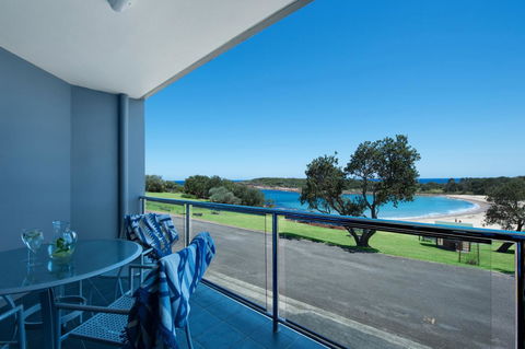 On The Beach Getaway - Accommodation Sunshine Coast 0