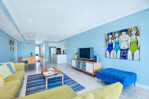 On The Beach Getaway - Accommodation Sunshine Coast 2