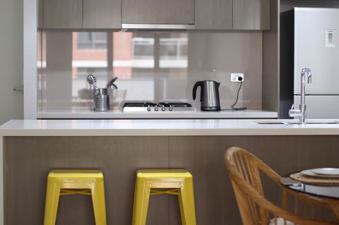 Modern & Cosy 2-Bedroom Apartment Hornsby - Accommodation Sunshine Coast 8