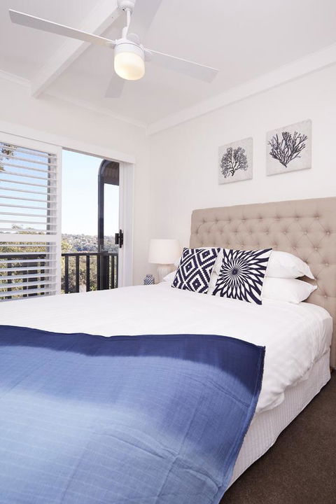 Bright And Spacious Family Home With Leafy Deck - Accommodation Sunshine Coast 13