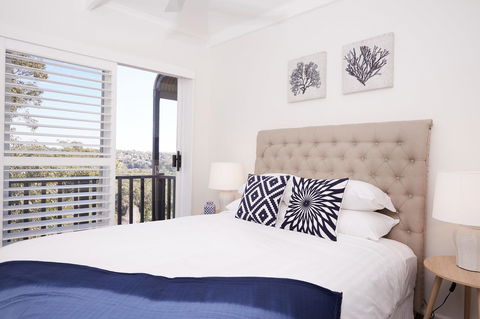 Bright And Spacious Family Home With Leafy Deck - Accommodation Sunshine Coast 12