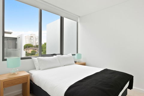 Wyndel Apartments Neutral Bay - Military - Accommodation Sunshine Coast 9