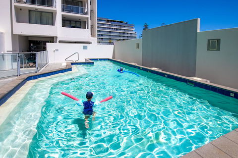 Macquarie Waters Boutique Apartment Hotel - Accommodation Sunshine Coast 3