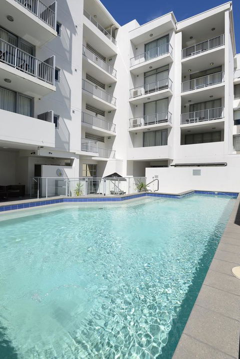 Macquarie Waters Boutique Apartment Hotel - Accommodation Sunshine Coast 5