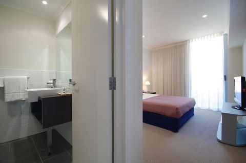 Macquarie Waters Boutique Apartment Hotel - Accommodation Sunshine Coast 22