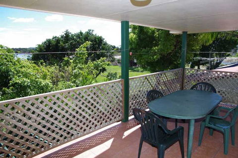 Bellhaven 2, 17 Willow Street - Accommodation Sunshine Coast 2
