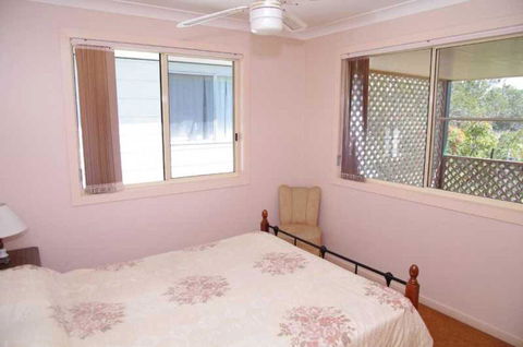 Bellhaven 2, 17 Willow Street - Accommodation Sunshine Coast 3