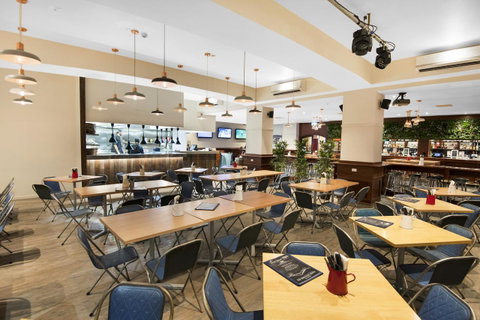 Banjo Paterson Inn - Accommodation Sunshine Coast 5
