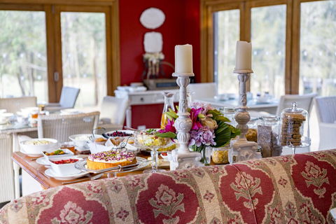 Thistle Hill Guesthouse - Walk To Many Wineries And Restaurants - Accommodation Sunshine Coast 19