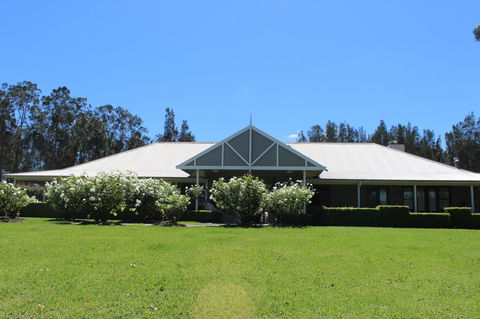 Thistle Hill Guesthouse - Walk To Many Wineries And Restaurants - Accommodation Sunshine Coast 1