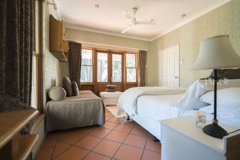Thistle Hill Guesthouse - Walk To Many Wineries And Restaurants - Accommodation Sunshine Coast 38