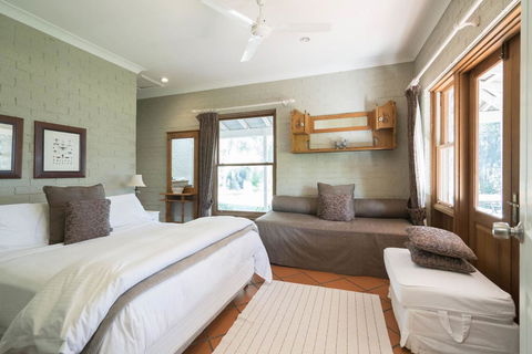 Thistle Hill Guesthouse - Walk To Many Wineries And Restaurants - Accommodation Sunshine Coast 35