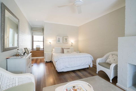 Thistle Hill Guesthouse - Walk To Many Wineries And Restaurants - Accommodation Sunshine Coast 43