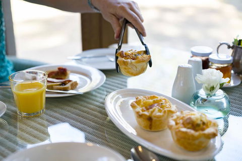Thistle Hill Guesthouse - Walk To Many Wineries And Restaurants - Accommodation Sunshine Coast 3