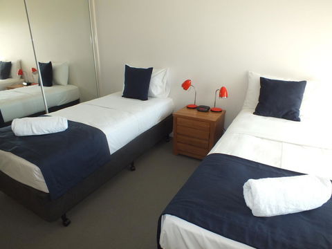 Pacific Marina Apartments - Accommodation Sunshine Coast 35