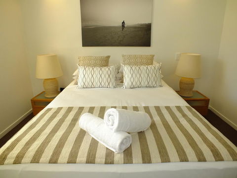 Pacific Marina Apartments - Accommodation Sunshine Coast 14