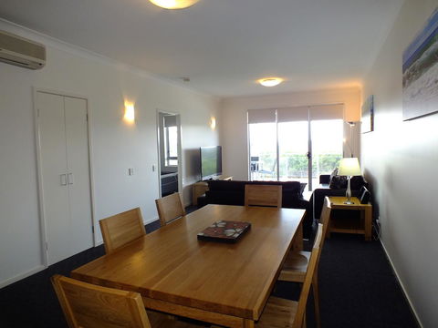 Pacific Marina Apartments - Accommodation Sunshine Coast 37