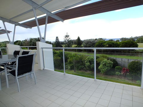 Pacific Marina Apartments - Accommodation Sunshine Coast 17