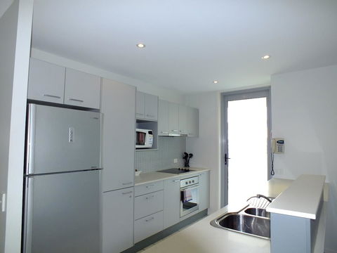 Pacific Marina Apartments - Accommodation Sunshine Coast 11