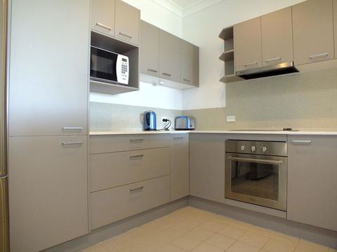 Pacific Marina Apartments - Accommodation Sunshine Coast 13