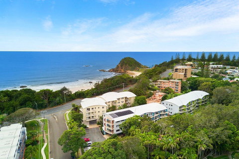 Flynns Beach Resort - Accommodation Sunshine Coast 5