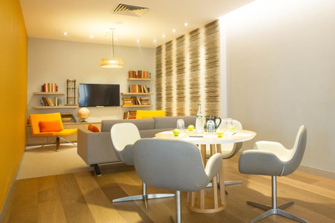 Novotel Sydney Darling Harbour - Accommodation Sunshine Coast 27