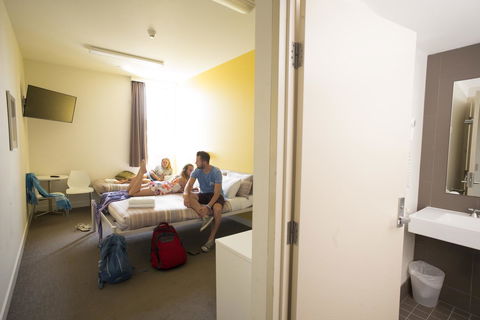YHA Sydney Harbour - Accommodation Sunshine Coast 4