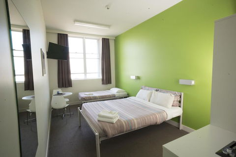 YHA Sydney Harbour - Accommodation Sunshine Coast 2