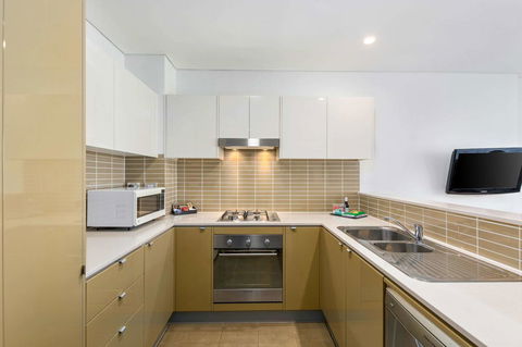 Quality Suites Pioneer Sands - Accommodation Sunshine Coast 11
