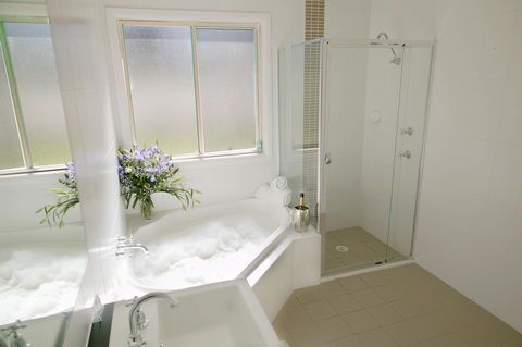 Nightingale Villas - Accommodation Sunshine Coast 9