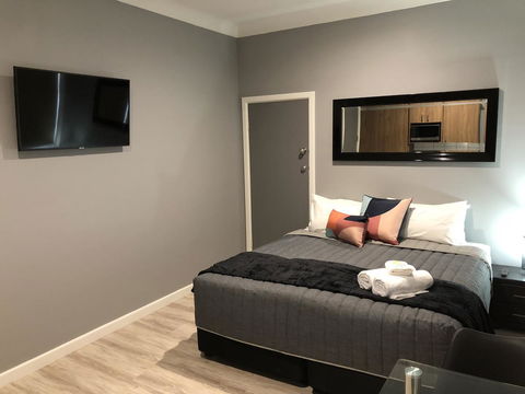 The Mark Studios - Accommodation Sunshine Coast 1