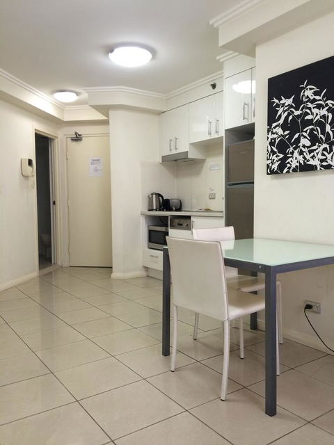 Fiori Apartments - Accommodation Sunshine Coast 8