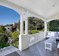Holiday Home Fairy Bower Road Manly FAB05 - Accommodation Sunshine Coast