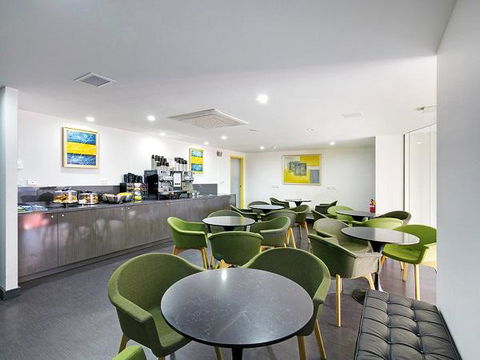 Value Suites Green Square - Accommodation Sunshine Coast 7