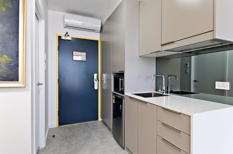 Value Suites Green Square - Accommodation Sunshine Coast 23
