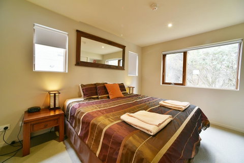 Snowstream 4 - Accommodation Sunshine Coast 10