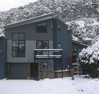 Snowstream 4 - Accommodation Sunshine Coast