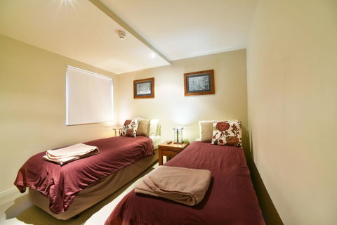 Snowstream 4 - Accommodation Sunshine Coast 1