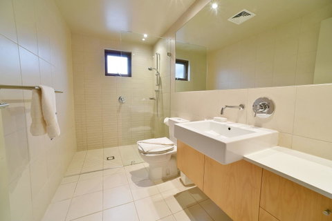 Snowstream 4 - Accommodation Sunshine Coast 4