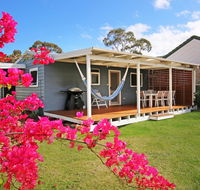 Hayes Beach House - Jervis Bay - Pet Friendly